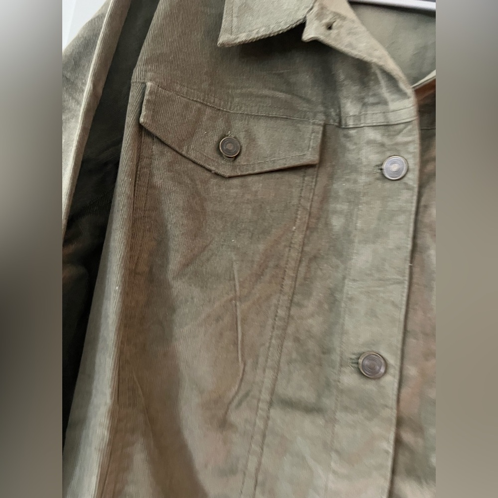 Size 3X- Corduroy shirt jacket/ sage green- New! - Picture 6 of 6